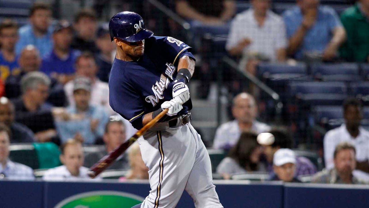 Brewers' Davis has elite power, is working to improve average